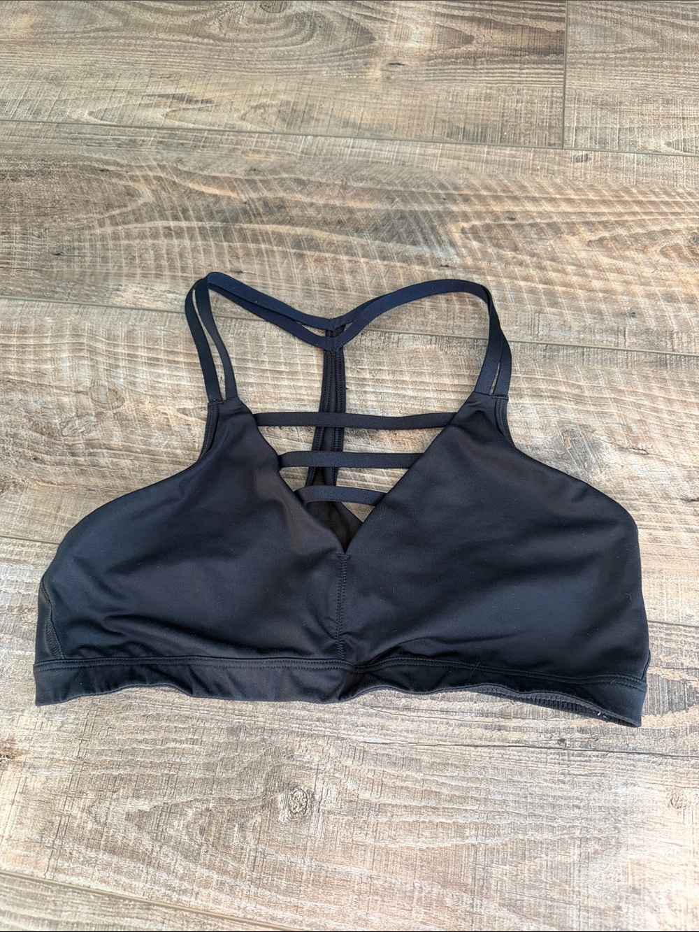 Victoria Secret Strappy Black Sports Bra (large)